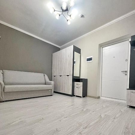 Beautiful Apartment In Chişinău Extérieur photo