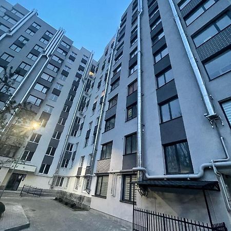 Beautiful Apartment In Chişinău Extérieur photo