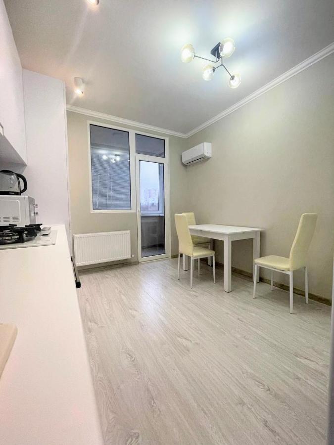 Beautiful Apartment In Chişinău Extérieur photo