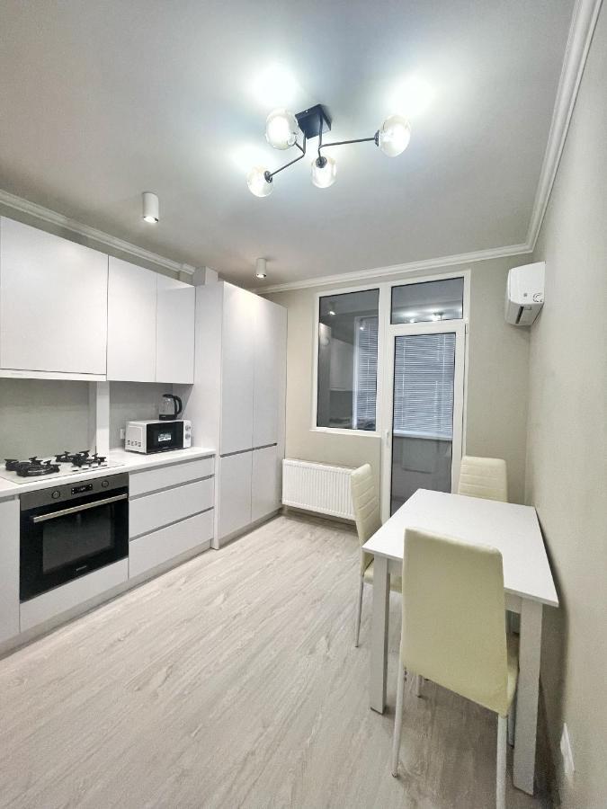 Beautiful Apartment In Chişinău Extérieur photo